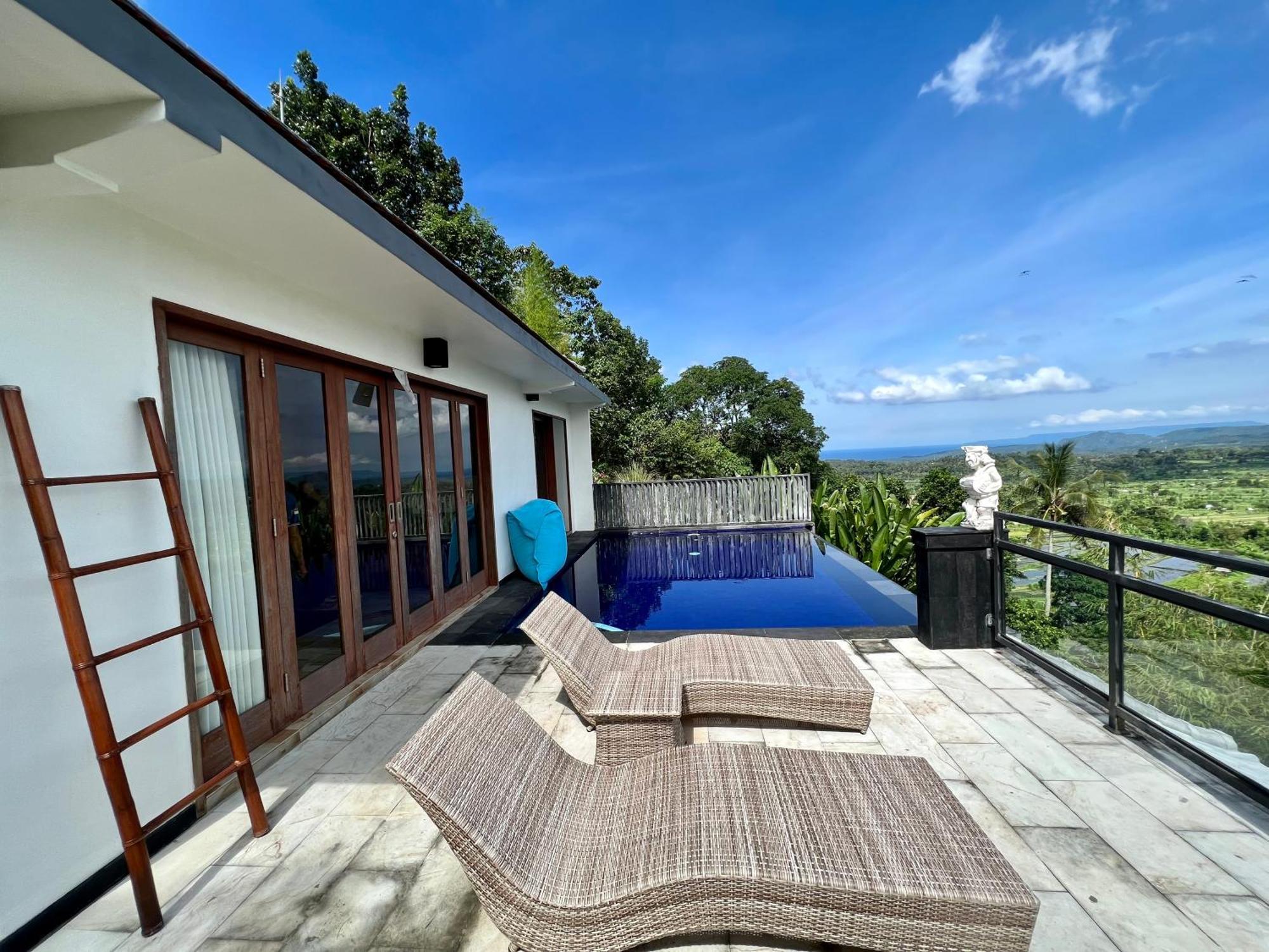 Di Bias Karangasem (Bali)